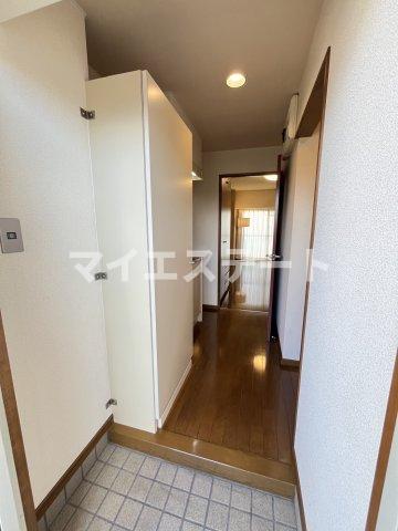玄関　別部屋写真