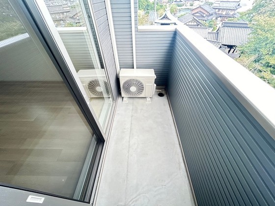バルコニー　※別部屋の写真です