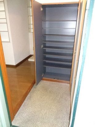 玄関　☆広々とした玄関☆