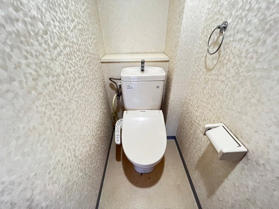 トイレ　※別部屋の写真です