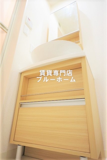 洗面設備　独立洗面台あります！