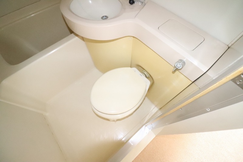 トイレ　一人暮らし料理もはじめなくてはいけませんね