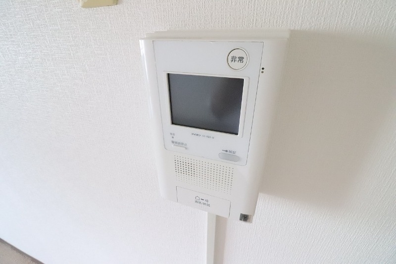 セキュリティ　一人分のキッチン用品の収納はここで十分ですよ