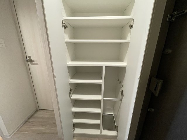 収納