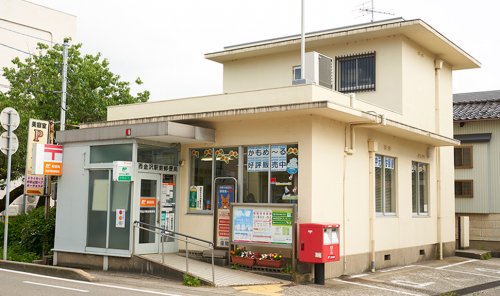 郵便局　西金沢郵便局（郵便局）まで383m