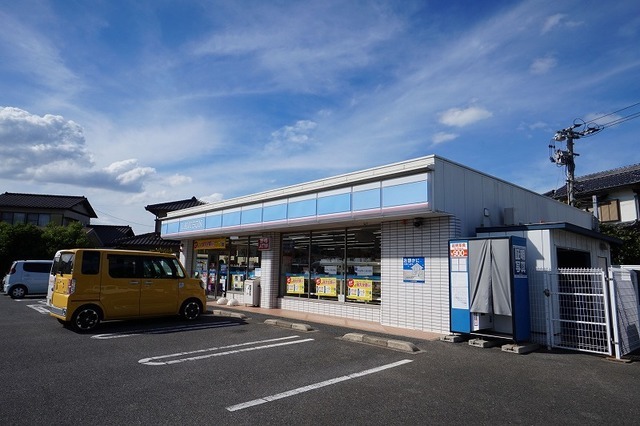 コンビニ　ローソン　岡垣野間店（コンビニ）まで180m