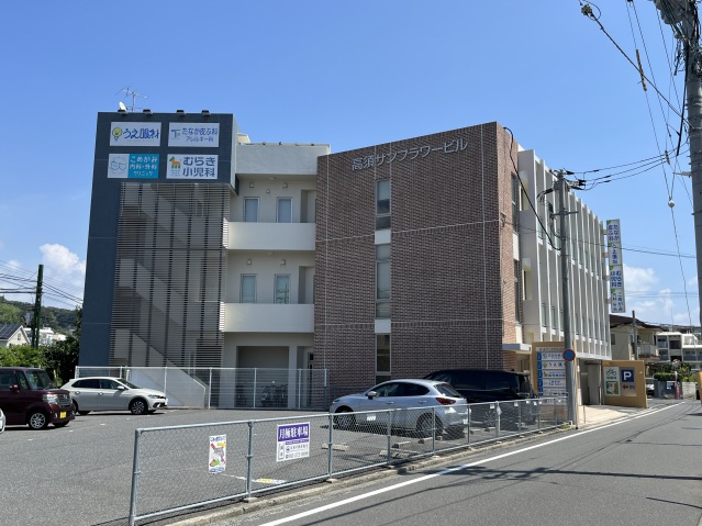 ドラックストア　ウォンツ庚午店（ドラッグストア）まで639m