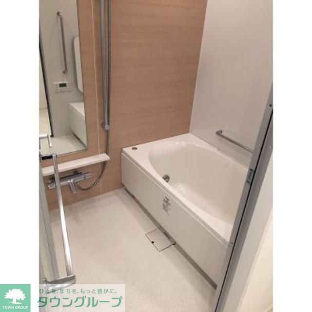 バス・シャワールーム　※写真は同タイプ住戸です。