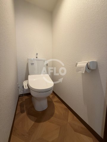 トイレ　大成マンション　温水洗浄便座