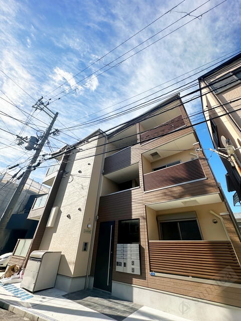 建物外観　お洒落でモダンな外観です♪