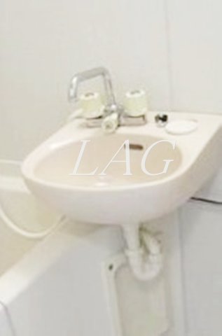 洗面設備　洗面台です。