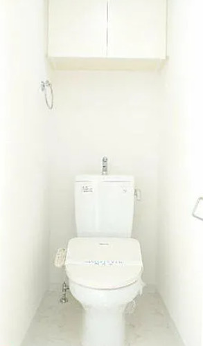 トイレ　※別部屋の参考写真です。