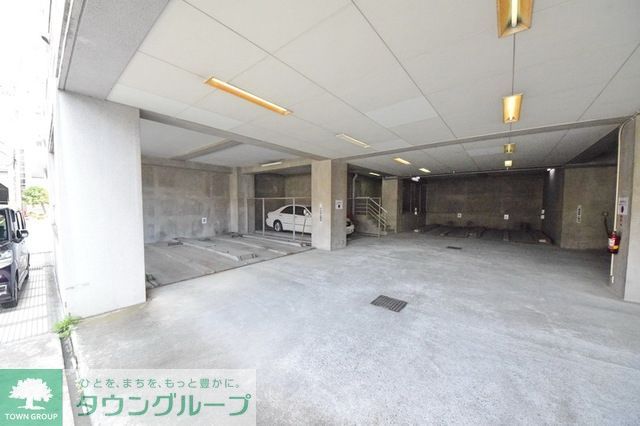 駐車場　立体駐車場