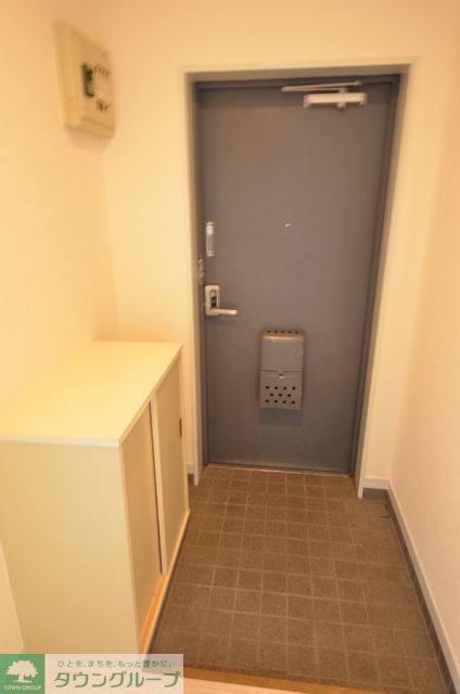 玄関　※別部屋参考写真※