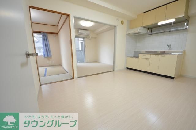 居室・リビング　※別部屋参考写真※