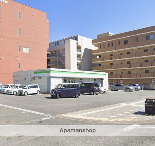 コンビニ　ファミリーマート大分金池南１丁目店（コンビニ）まで240m