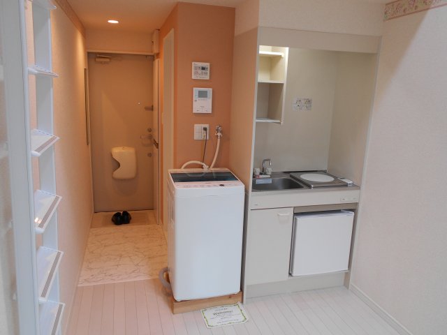 キッチン　※同一仕様・別号室参考写真