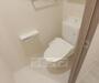 トイレ　ウォシュレット機能付きトイレです。