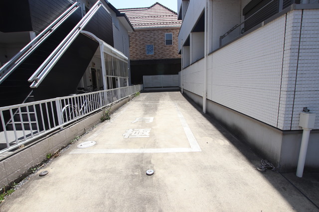 駐車場　◆敷地内駐車場（要空確認）◆