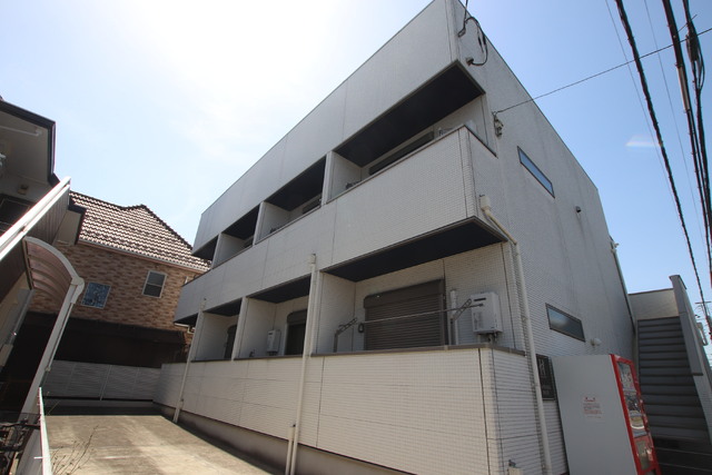 建物外観　◆南東向きバルコニー◆