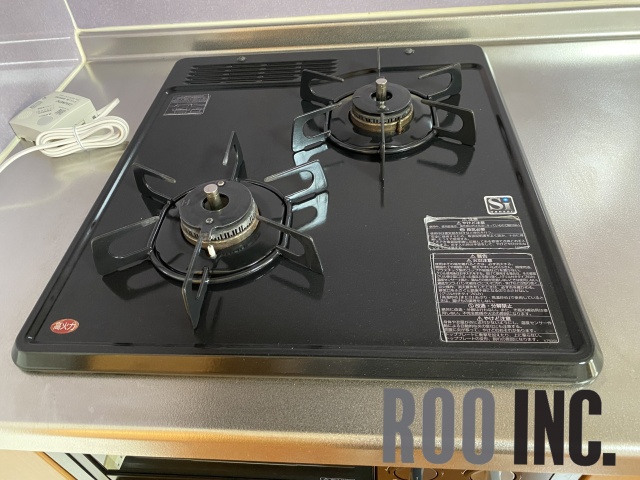 キッチン　写真は反転のお部屋です