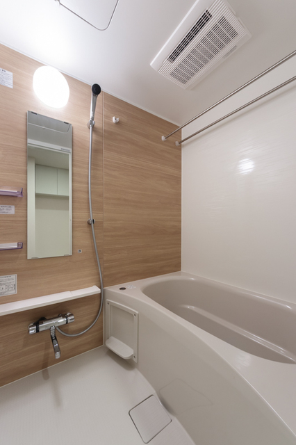 バス・シャワールーム　※写真は同タイプ住戸です。