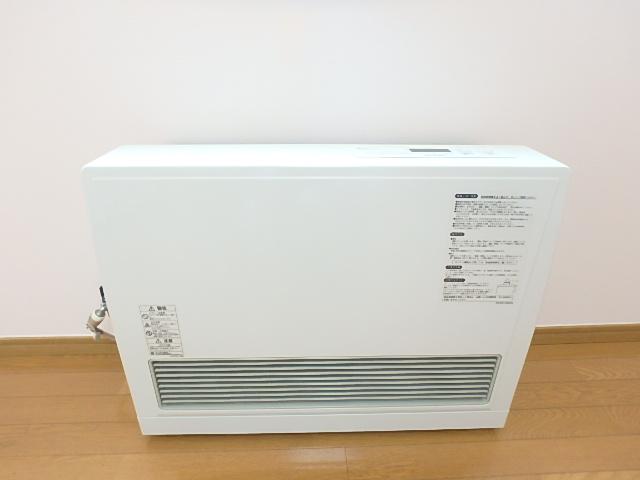 その他設備　ストーブ付きです