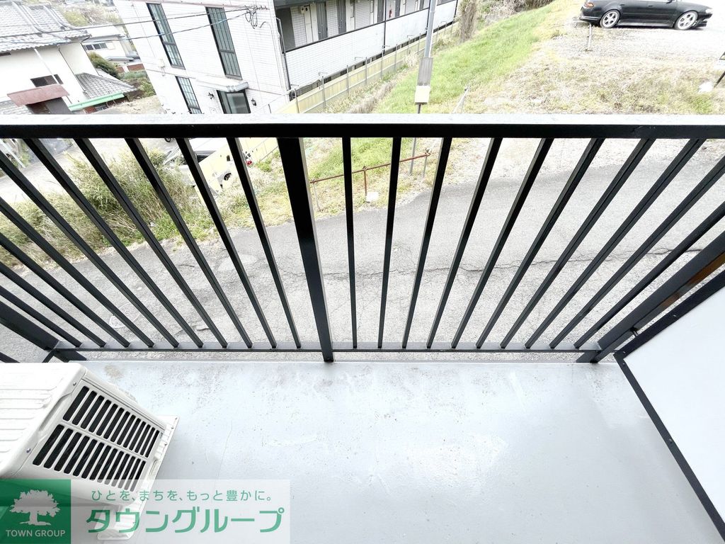 バルコニー　同建物別号室参考写真です