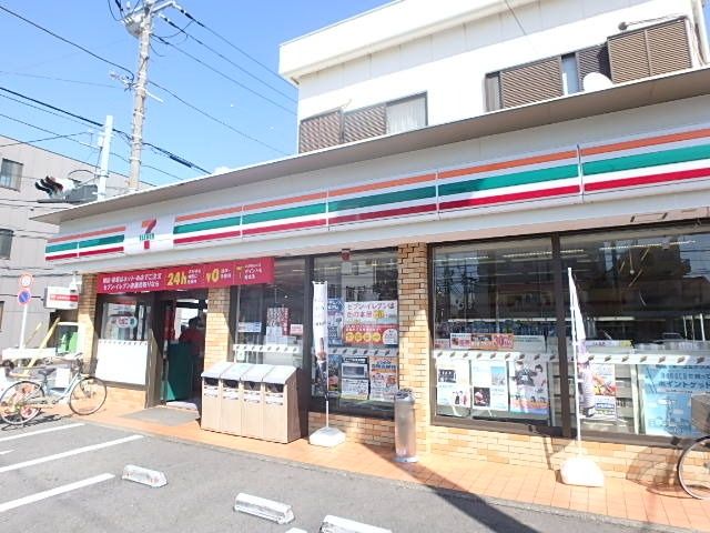 コンビニ　セブンイレブン（コンビニ）まで149m