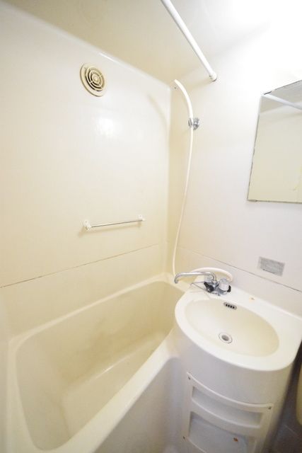 バス・シャワールーム　★お部屋探しは株式会社タウンハウジング東京まで★