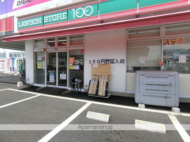 コンビニ　ローソンストア１００（コンビニ）まで154m