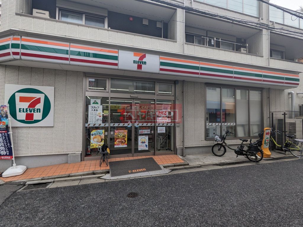コンビニ　セブンイレブン下高井戸駅北口店（コンビニ）まで750m