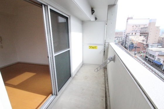 バルコニー　※別部屋の写真です