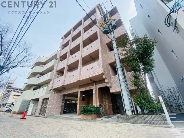 建物外観　エレベーター付きで重い荷物があっても楽々♪