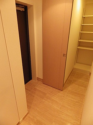 玄関　玄関