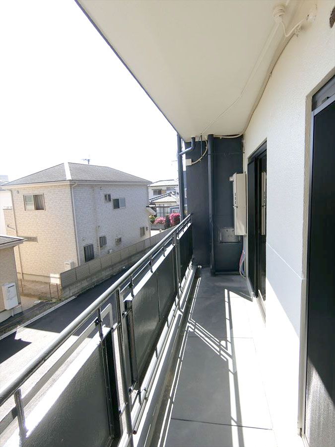 バルコニー　陽当たり良好なバルコニーです♪