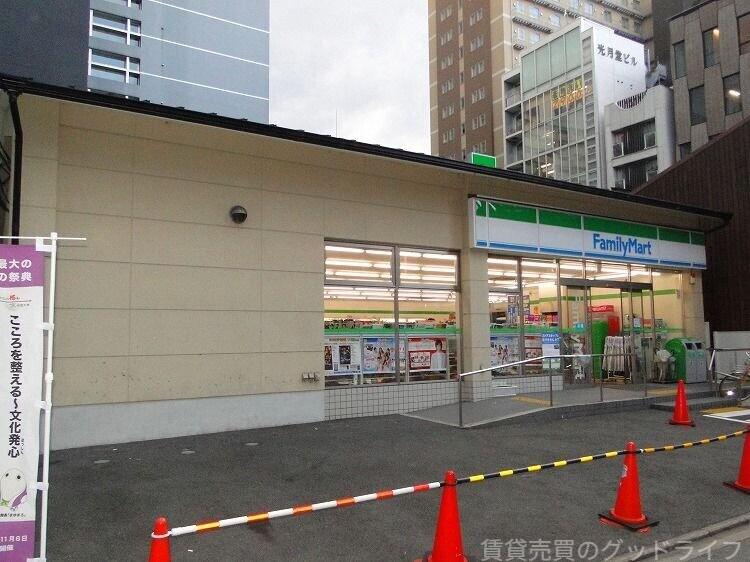 コンビニ　ファミリーマート四条西洞院店（コンビニ）まで150m