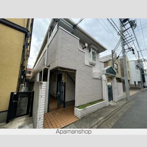レオパレス松陰神社の外観写真