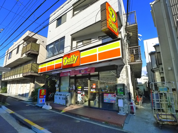 コンビニ　デイリーストア（コンビニ）まで362m