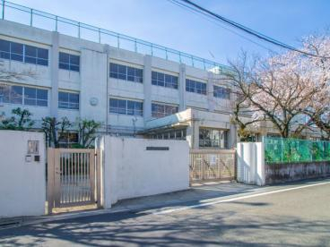 中学校　大田区立石川台中学校（中学校）まで298m