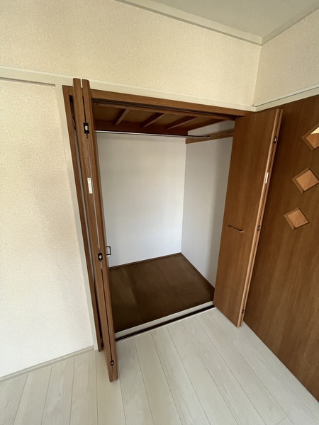 収納　ウォークインクローゼット