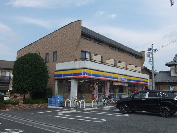 コンビニ　ミニストップさいたま上小店（コンビニ）まで997m