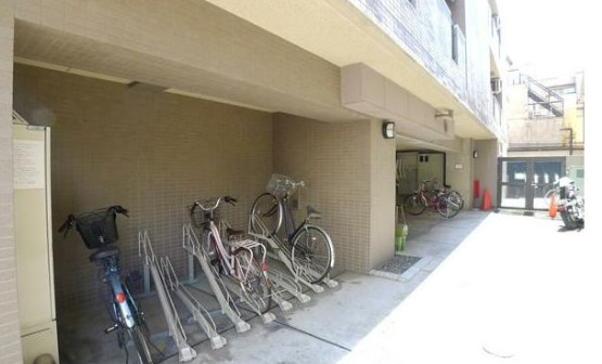 その他　駐輪場です