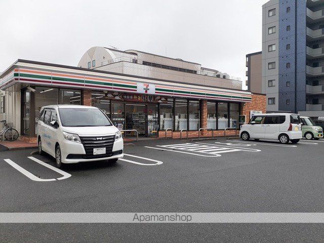コンビニ　セブンイレブン福岡姪浜駅西店（コンビニ）まで210m