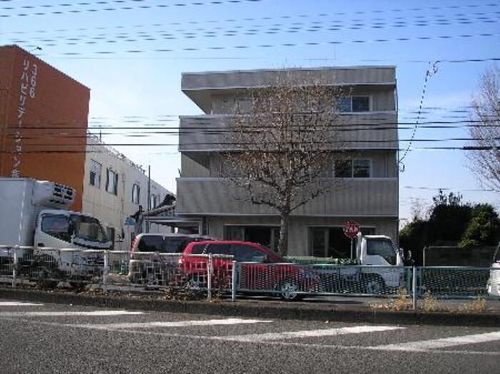 建物外観　鉄骨造マンションタイプ