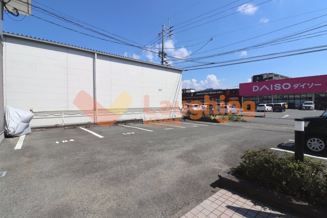 駐車場　駐車場完備です
