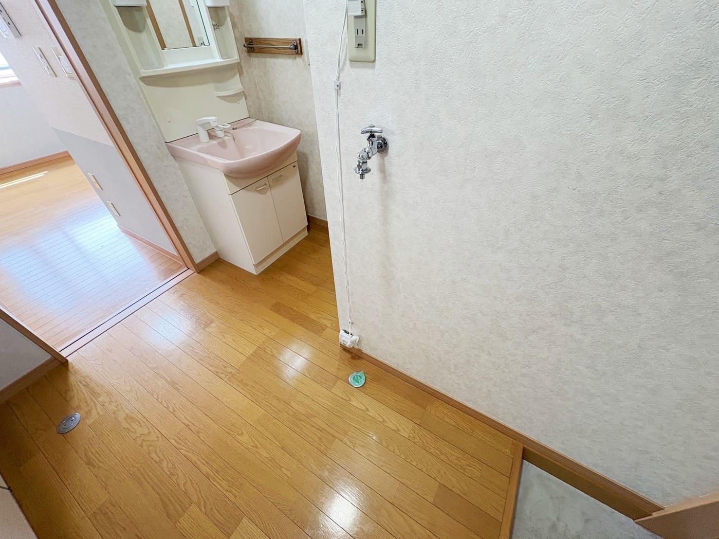 その他　洗濯機置場