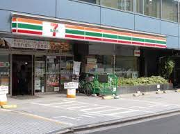 コンビニ　セブンイレブン 赤坂4丁目店（コンビニ）まで83m