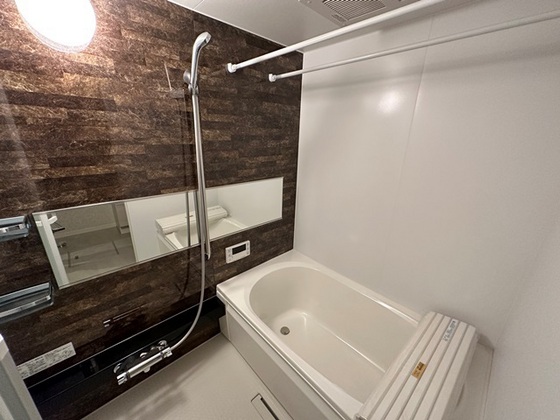 バス・シャワールーム　※別部屋の写真です