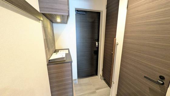 玄関　※別部屋の写真です